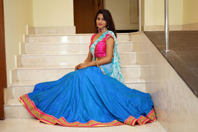 Telugu Actress Shalu Chourasiya Hot Photos in Half Saree 25